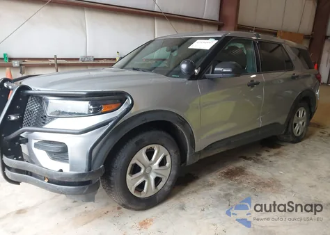 2020 Ford Police Interceptor z USA, uszkodzony, nr VIN 1FM5K8AC0LGB86329